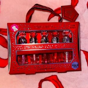 💕✨ Paris Hilton Nourishing Lip Oil Set ✨💕